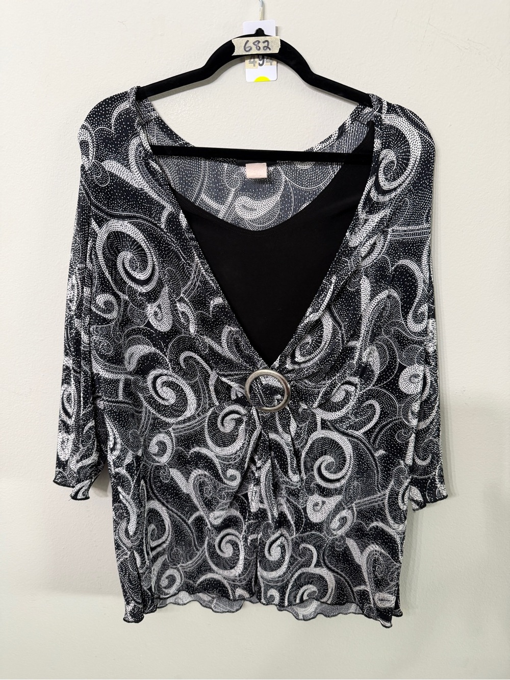 Women’s Maggie Barnes Black & White Swirl V-Neck Ring-Front Tunic Size 1X